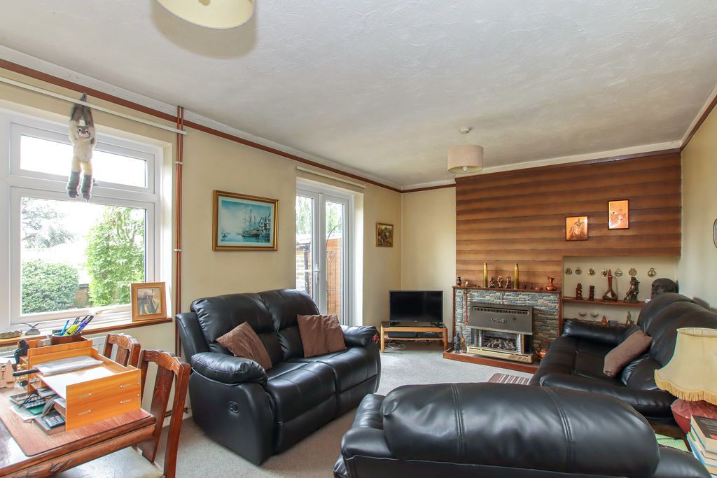 Property photo 3 of 14 Photo 6