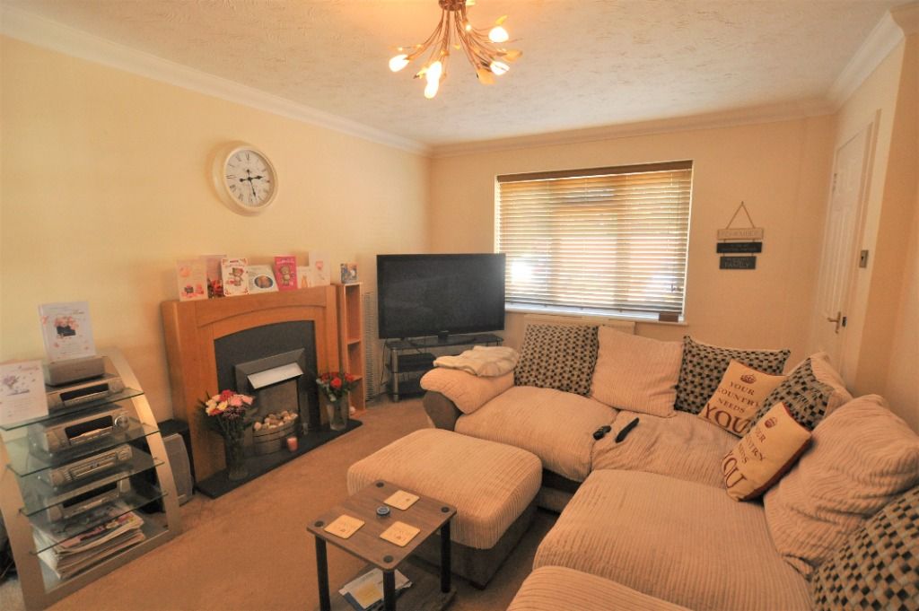 Property photo 3 of 12