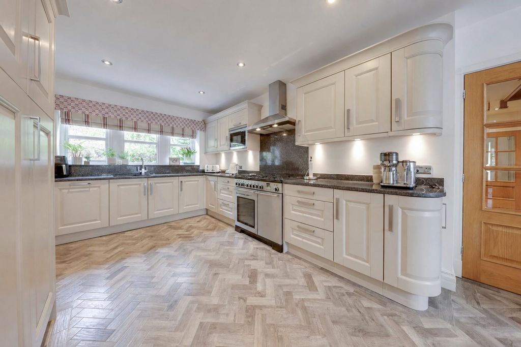 Additional image 15 of 5 bed detached house for saleSunny Bank Road, Helmshore, Rossendale BB4