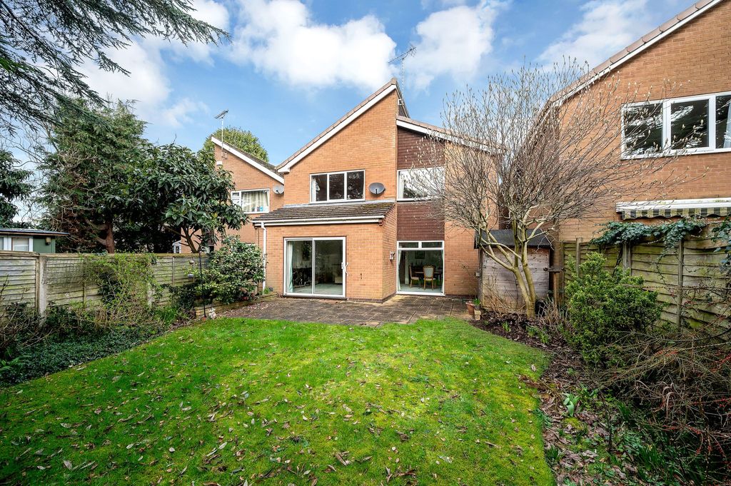 Property photo 3 of 24