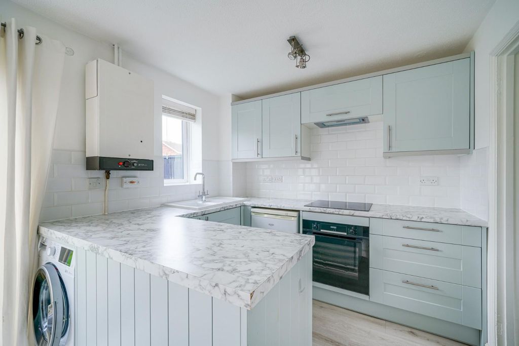 Property photo 3 of 18