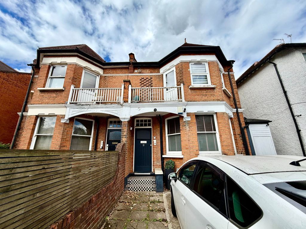 Property photo 1 of 6