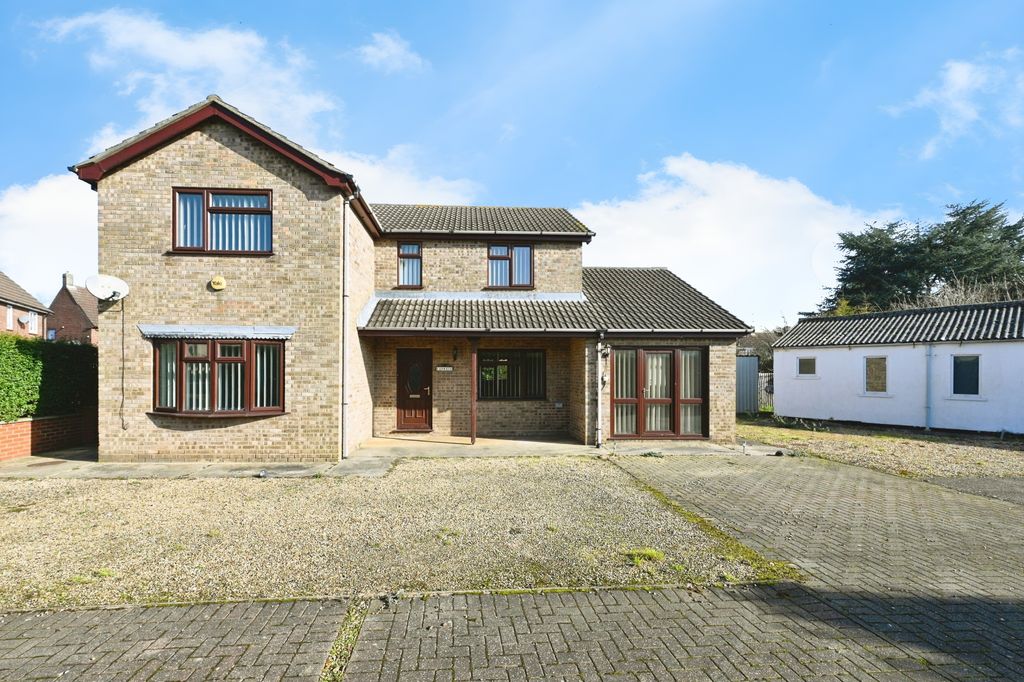 Property photo 1 of 21 C042