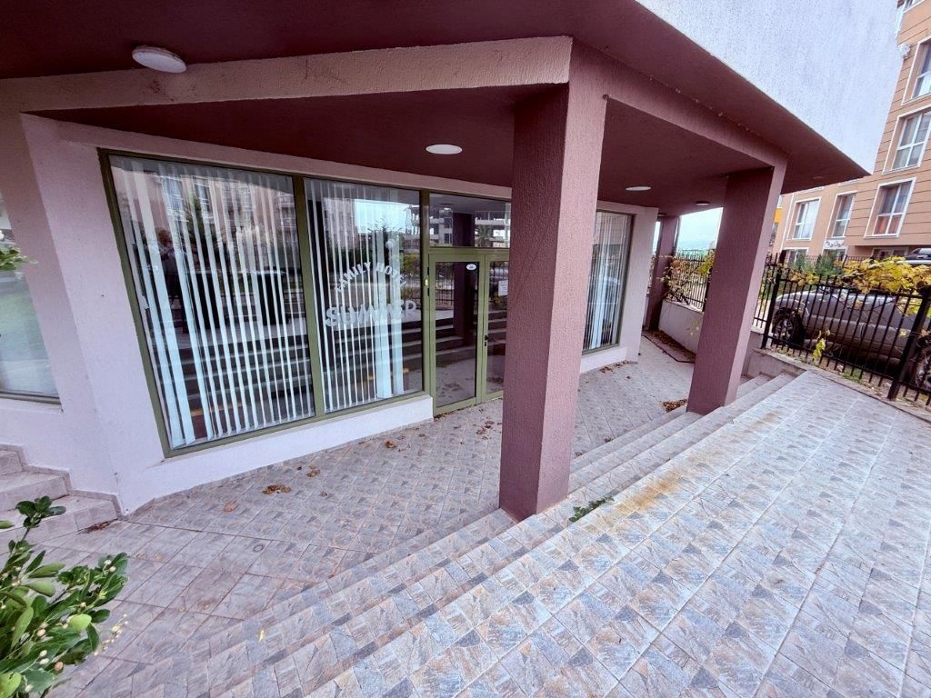 Property photo 3 of 13