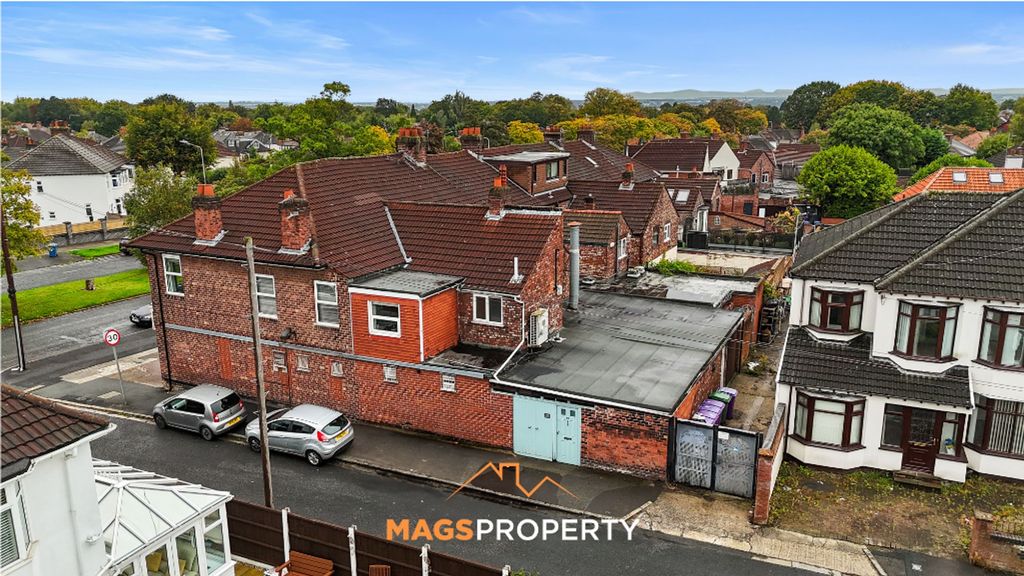 Property photo 3 of 18