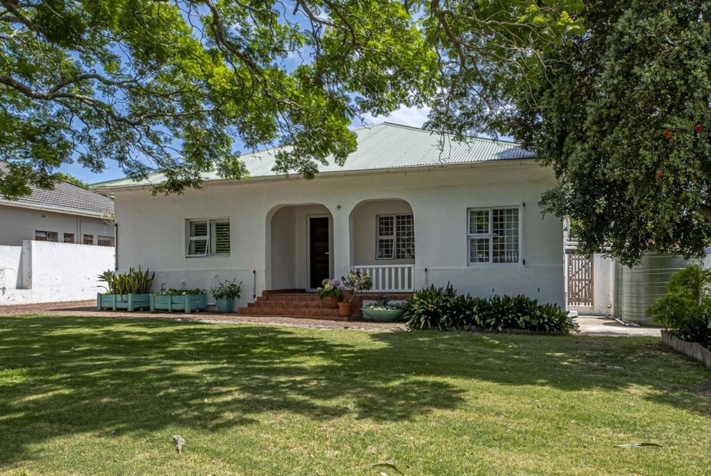 Property photo 1 of 36 1Plz1687275