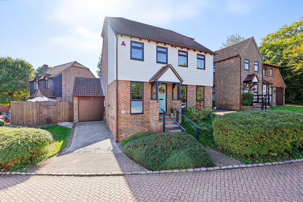 Property photo 1 of 39