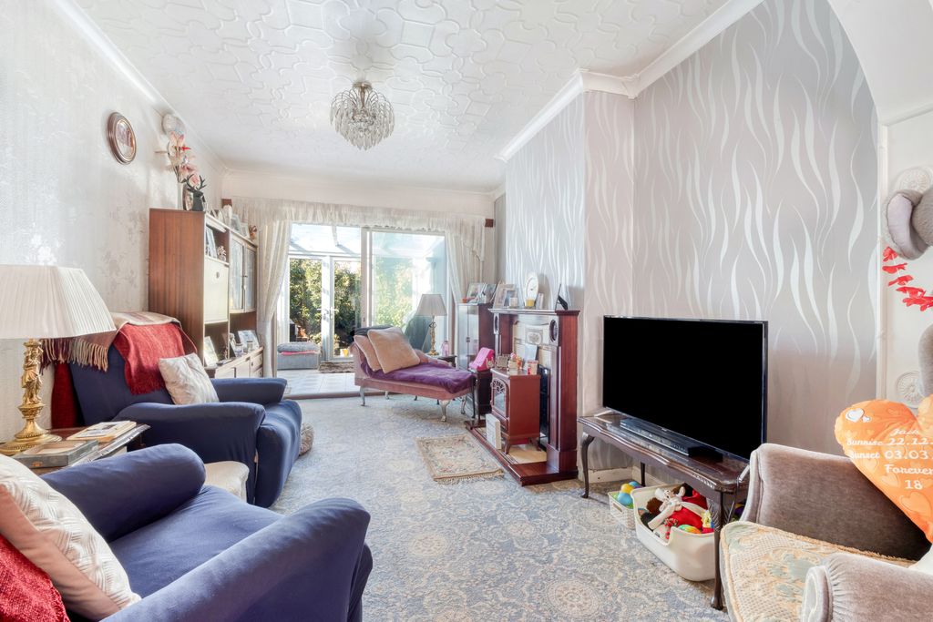 Property photo 2 of 14 Picture No. 05