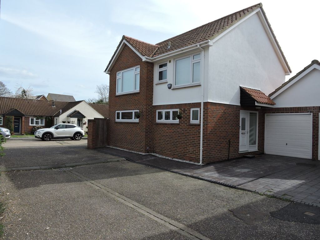 Property photo 2 of 37