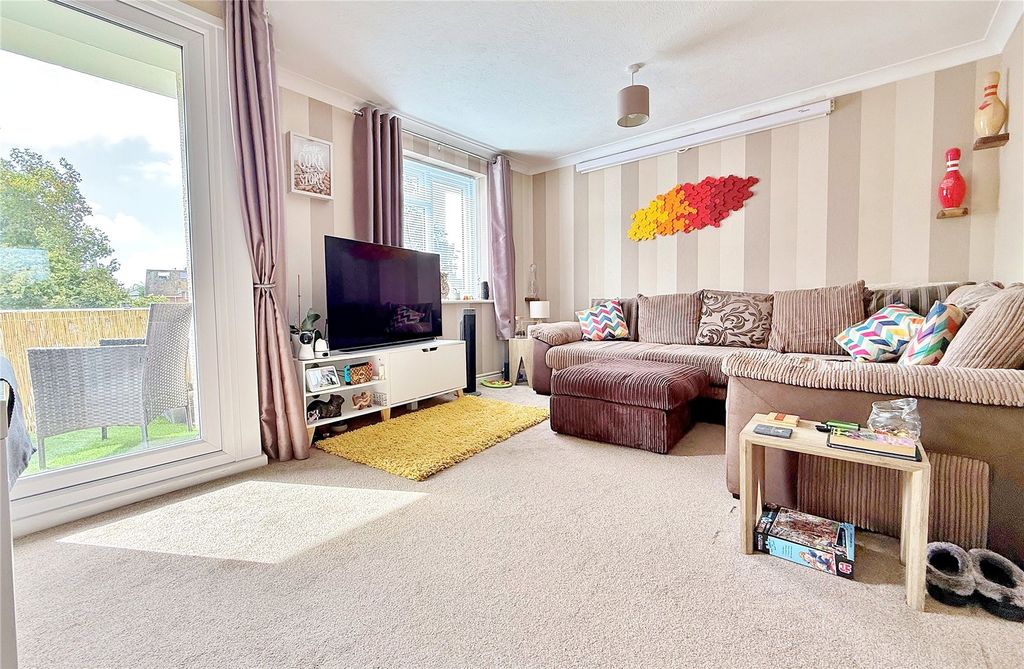 Property photo 3 of 17 Picture No. 08