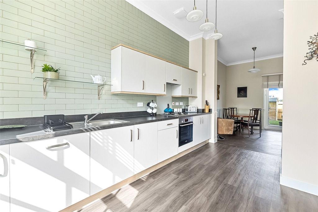 Property photo 3 of 20 Picture No. 20