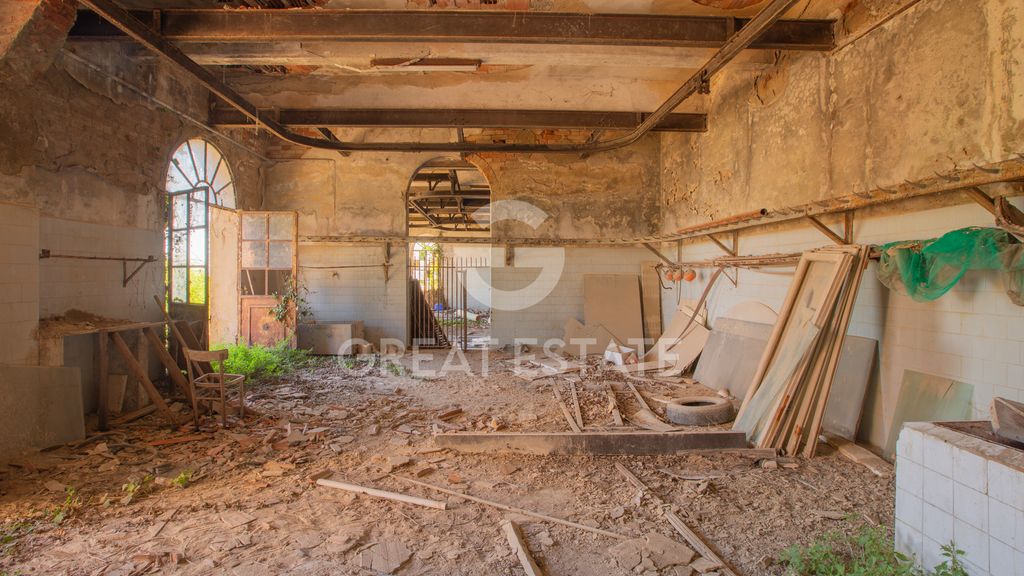 Property photo 2 of 19 Interiors