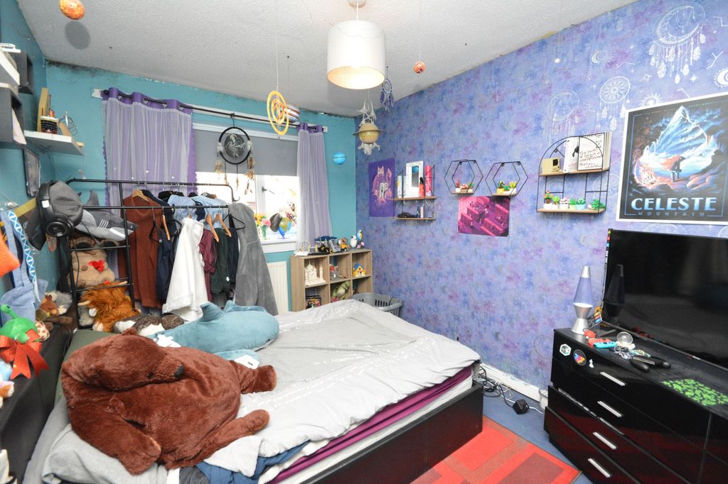 Additional image 6 of 2 bed flat for saleChisholm Place, Grangemouth FK3