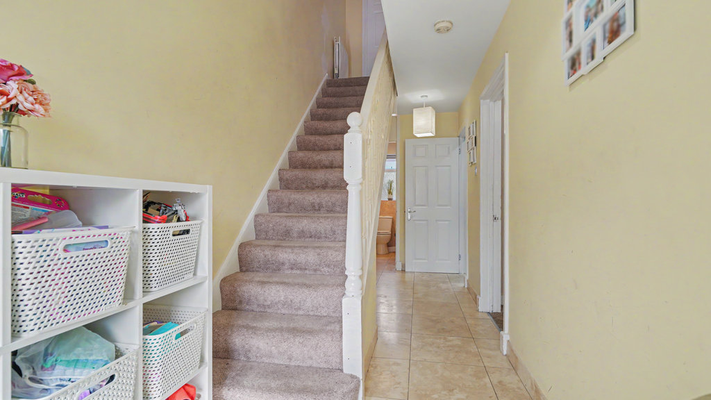 Property photo 3 of 23