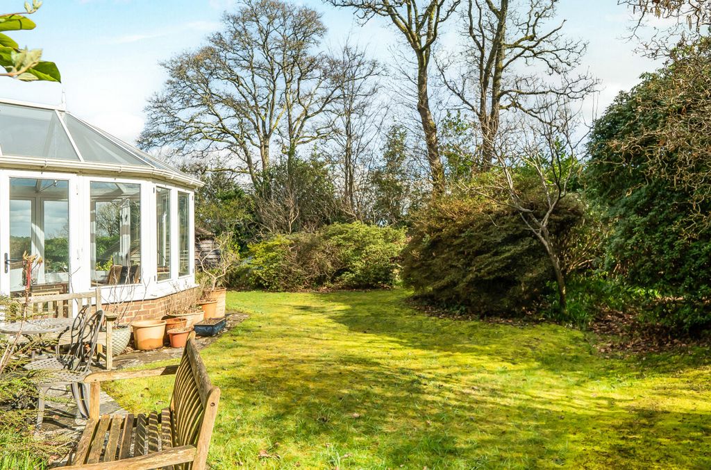 Additional image 38 of 4 bed semi-detached house for saleHaslemere, Surrey GU27