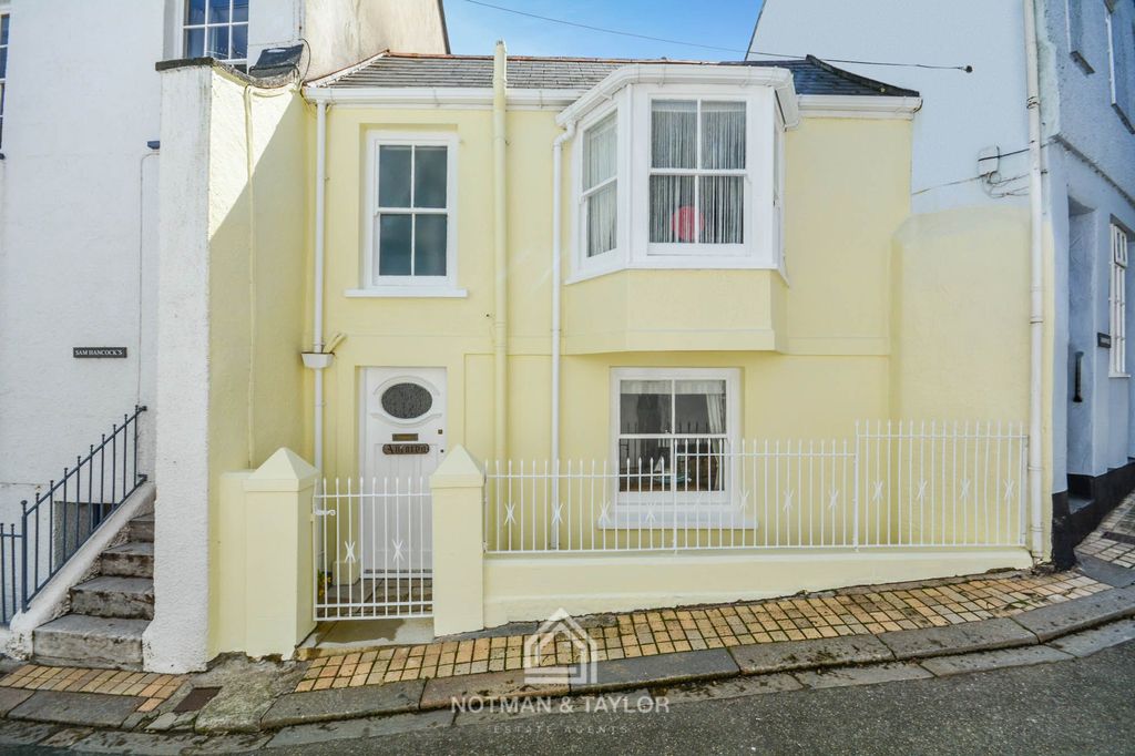 Property photo 2 of 26