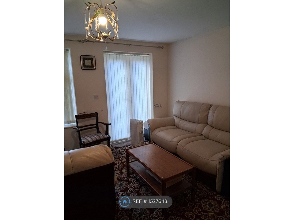 Property photo 3 of 11 Reception/Living Room