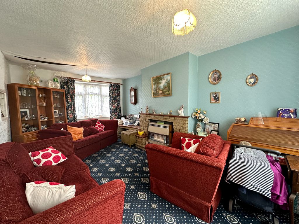 Property photo 2 of 15