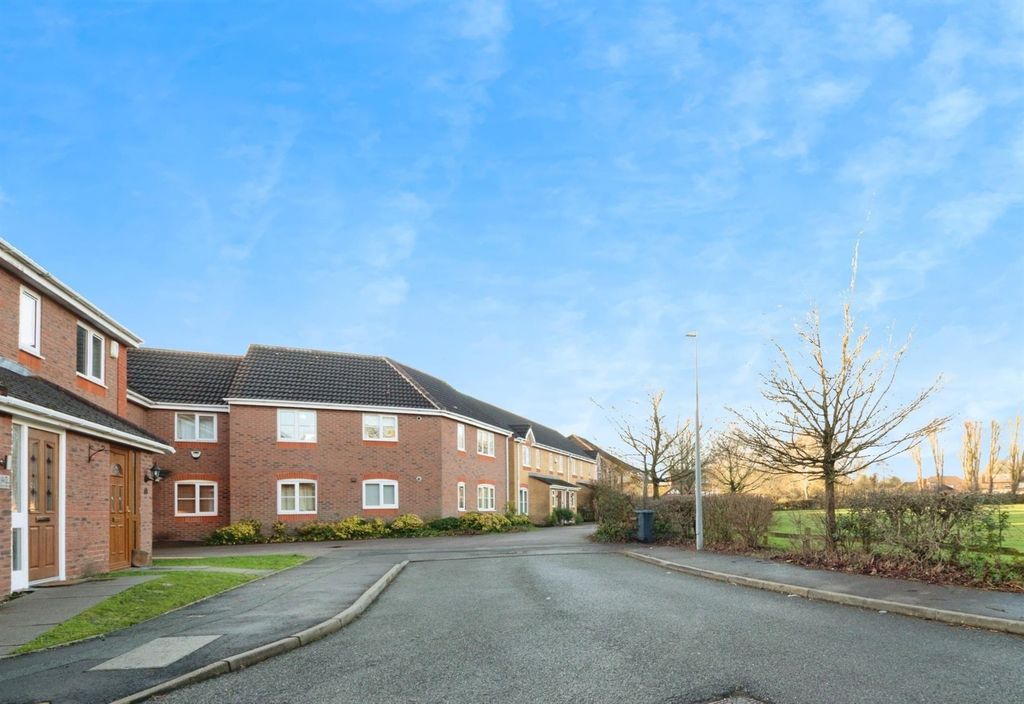 Property photo 1 of 13