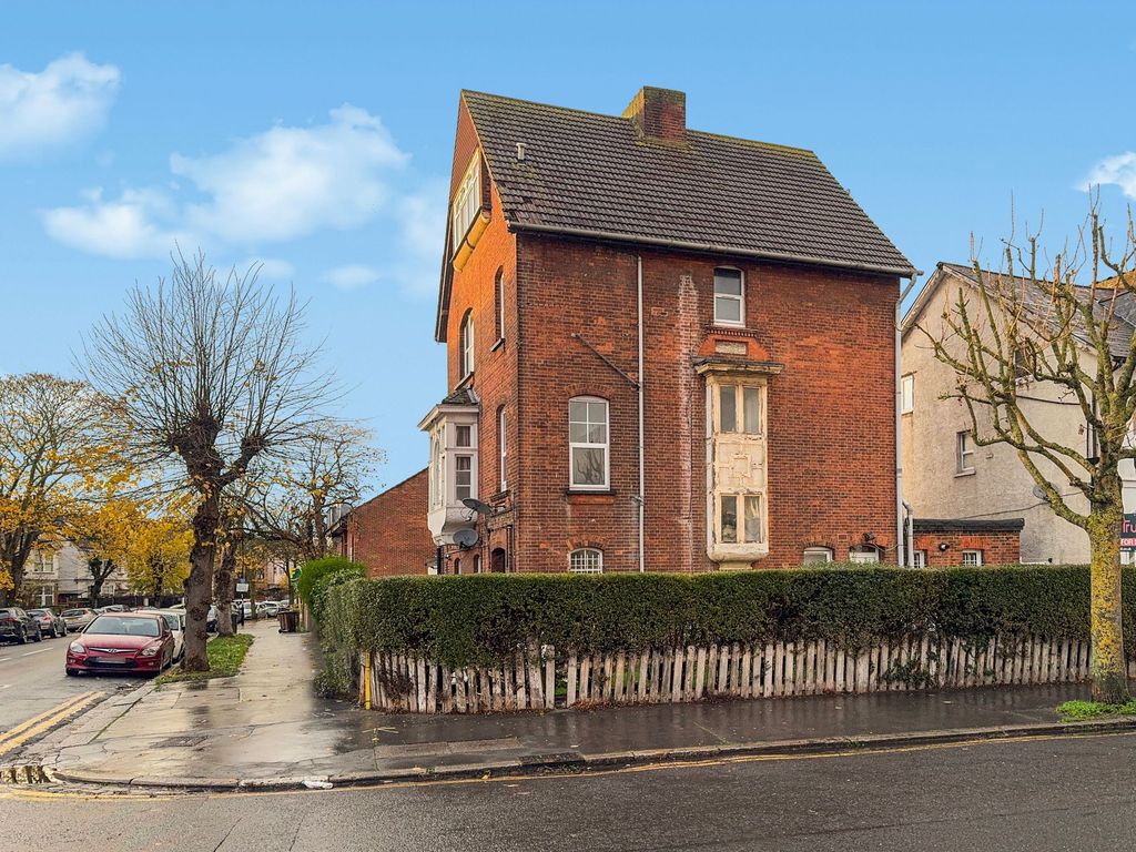 Property photo 1 of 8 1A, 2 Norbury Avenue - N0Ilpdzbdz3Lfssc4i9U