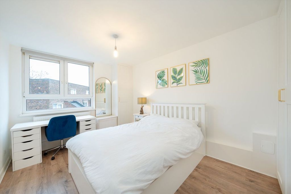 Property photo 3 of 6