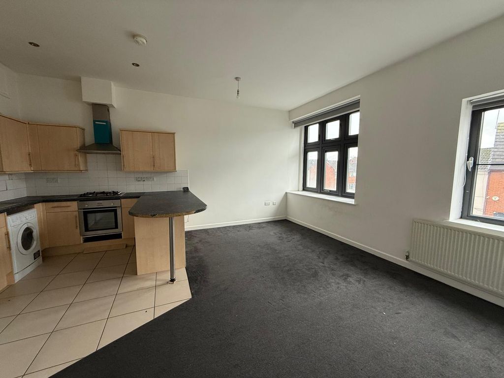 Property photo 3 of 5 Dining Room