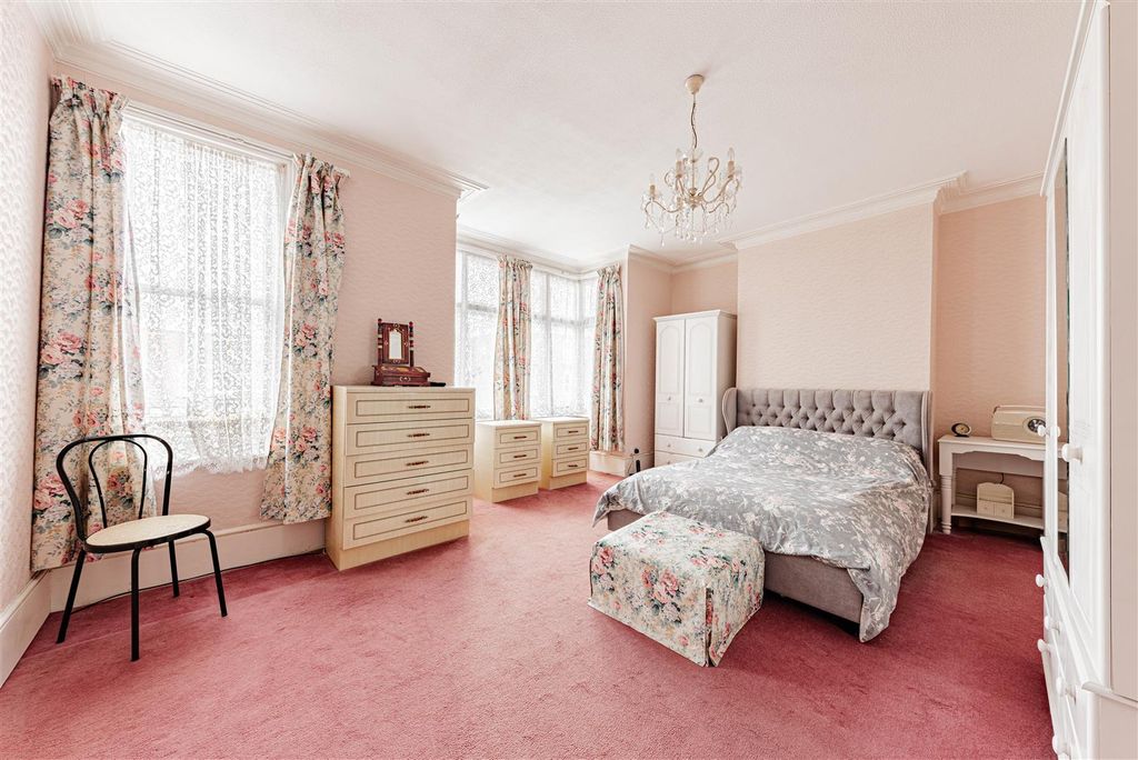 Property photo 2 of 52 L J Imaging-7.Jpg