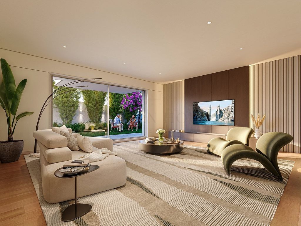 Property photo 1 of 8 Luxury 4-Bedroom Villa In Afurada, Gaia