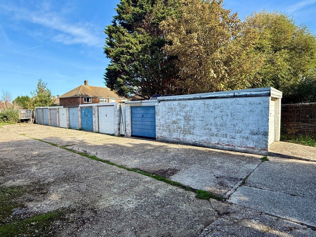 Property photo 2 of 3 23 Lock-Up Garages