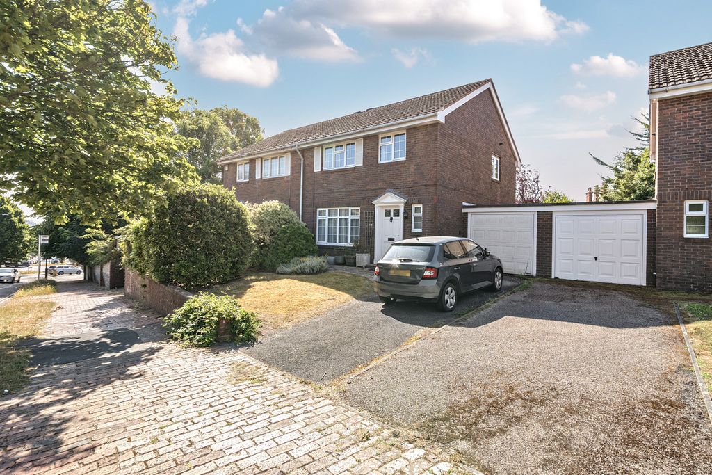 Property photo 1 of 20