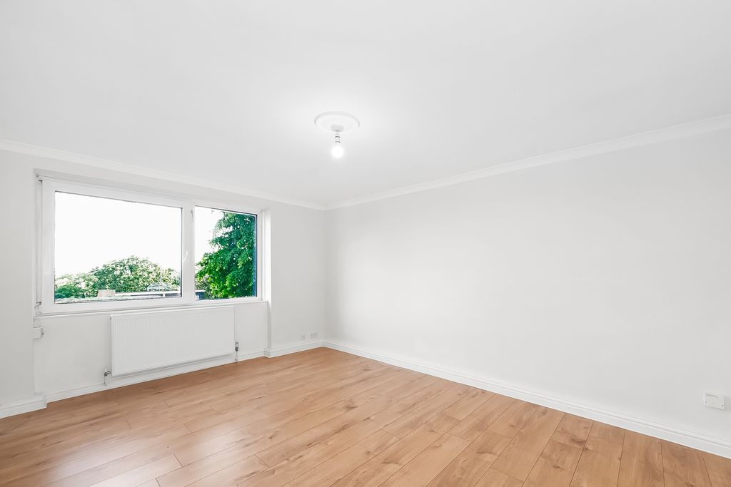 Property photo 3 of 13 Picture No. 29