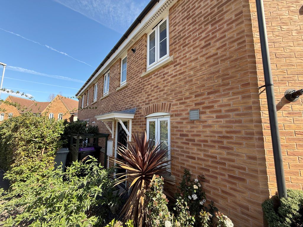 Property photo 1 of 9 Front Elevation