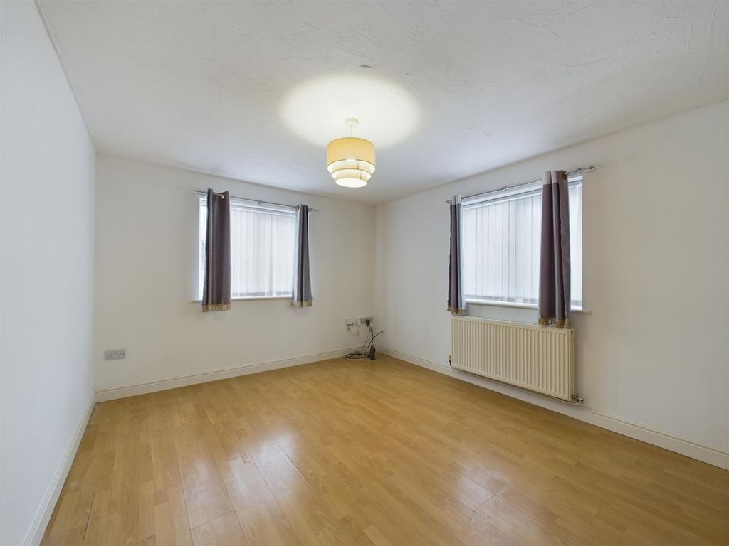 Property photo 3 of 12 Cam04604G0-Pr0021-Still005.Jpg