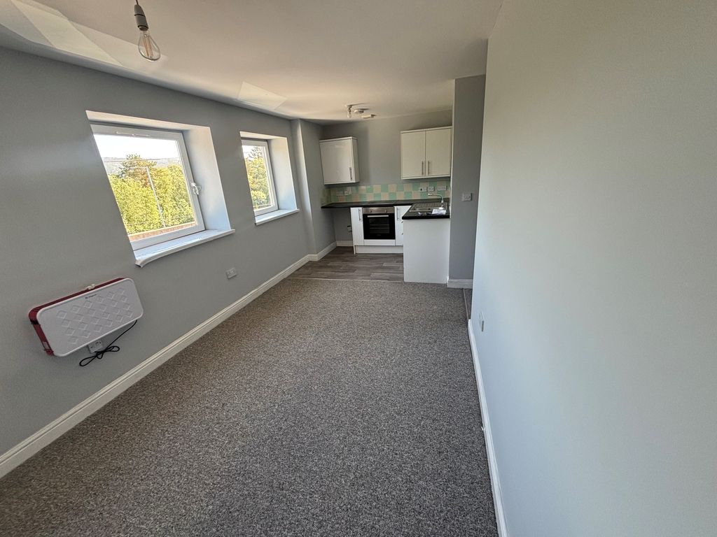 Property photo 1 of 5 Balcony