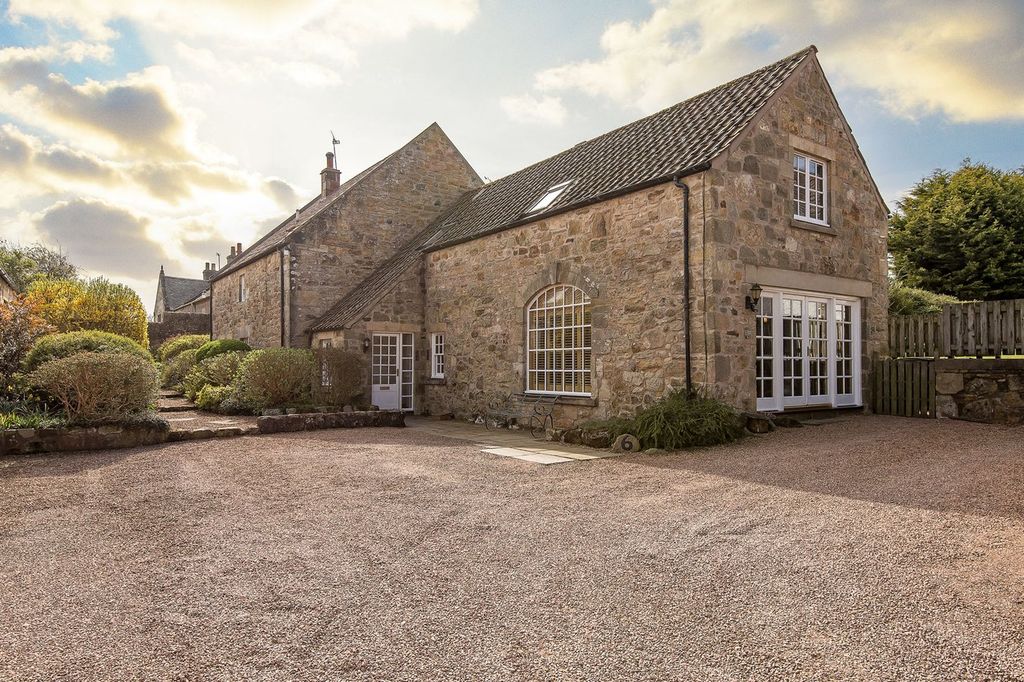Property photo 1 of 30