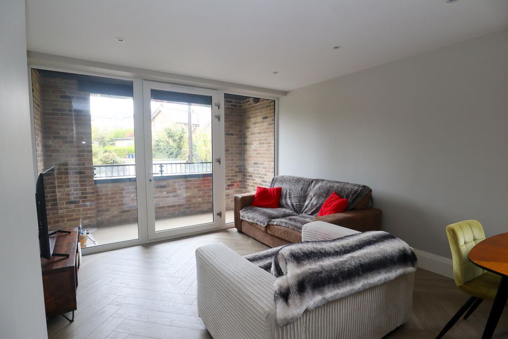 Property photo 3 of 9 Living Room