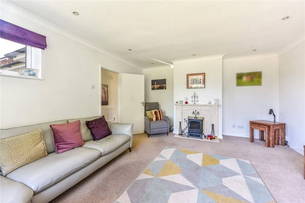 Additional image 8 of 5 bed detached bungalow for salePulens Lane, Petersfield GU31