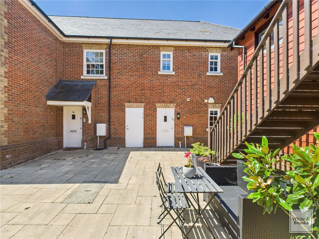 Property photo 1 of 19 Picture No. 29