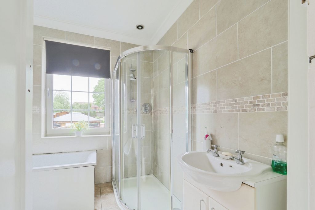 Additional image 12 of 5 bed detached house for saleGainsborough Road, Gainsborough DN21