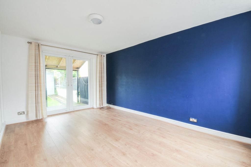 Property photo 2 of 24