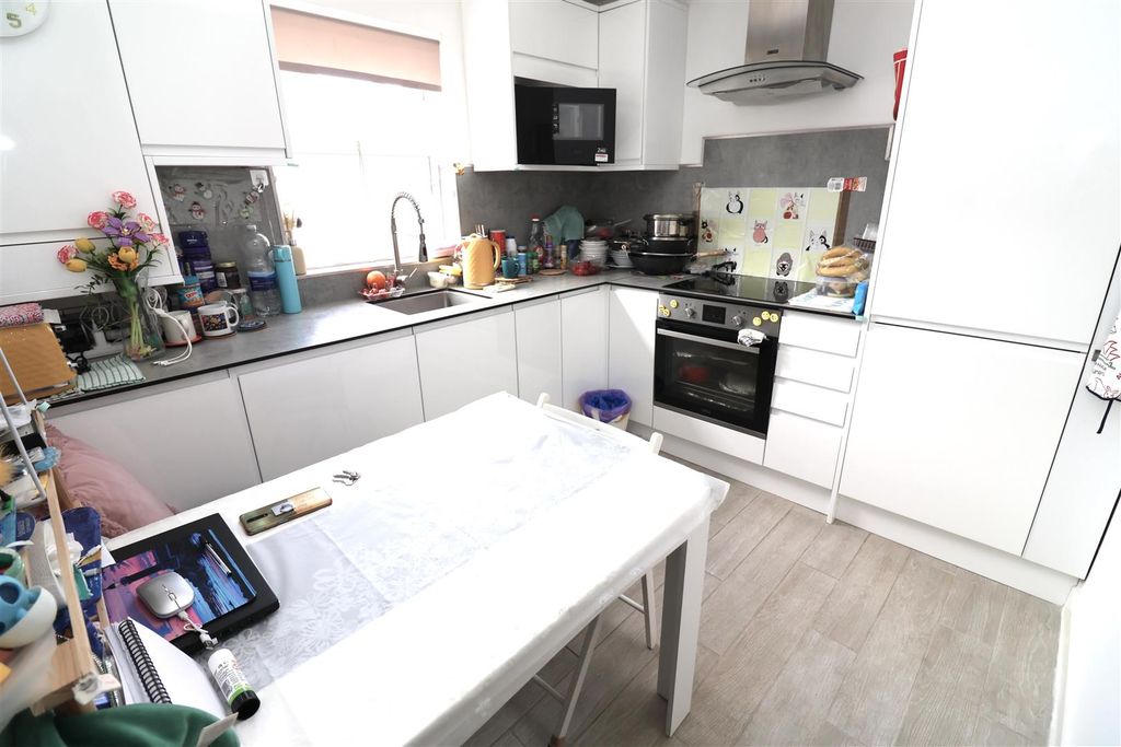 Property photo 2 of 13 Img_1226.Jpg