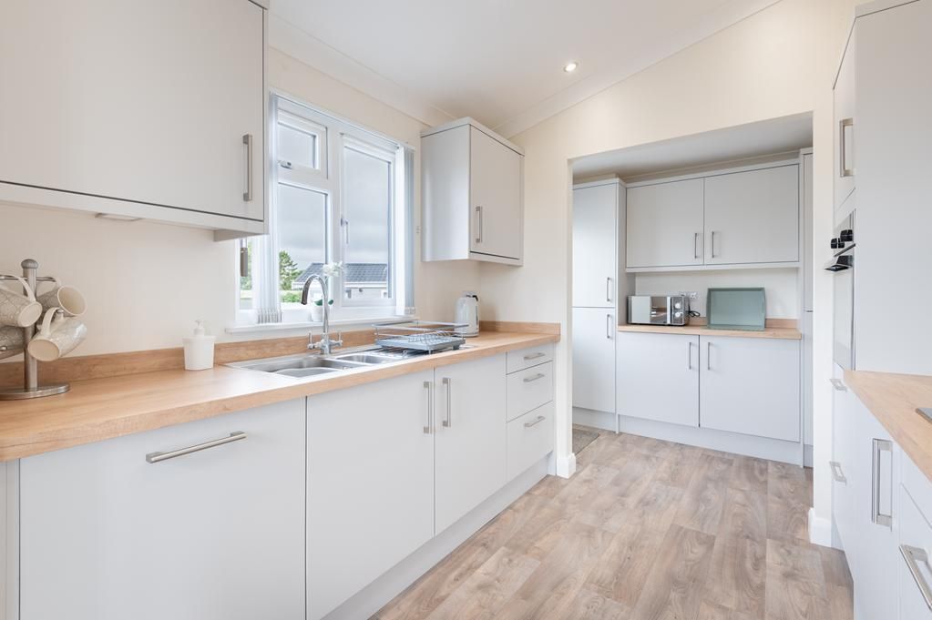 Property photo 3 of 28 Cup1503Seg Kitchen.Jpg