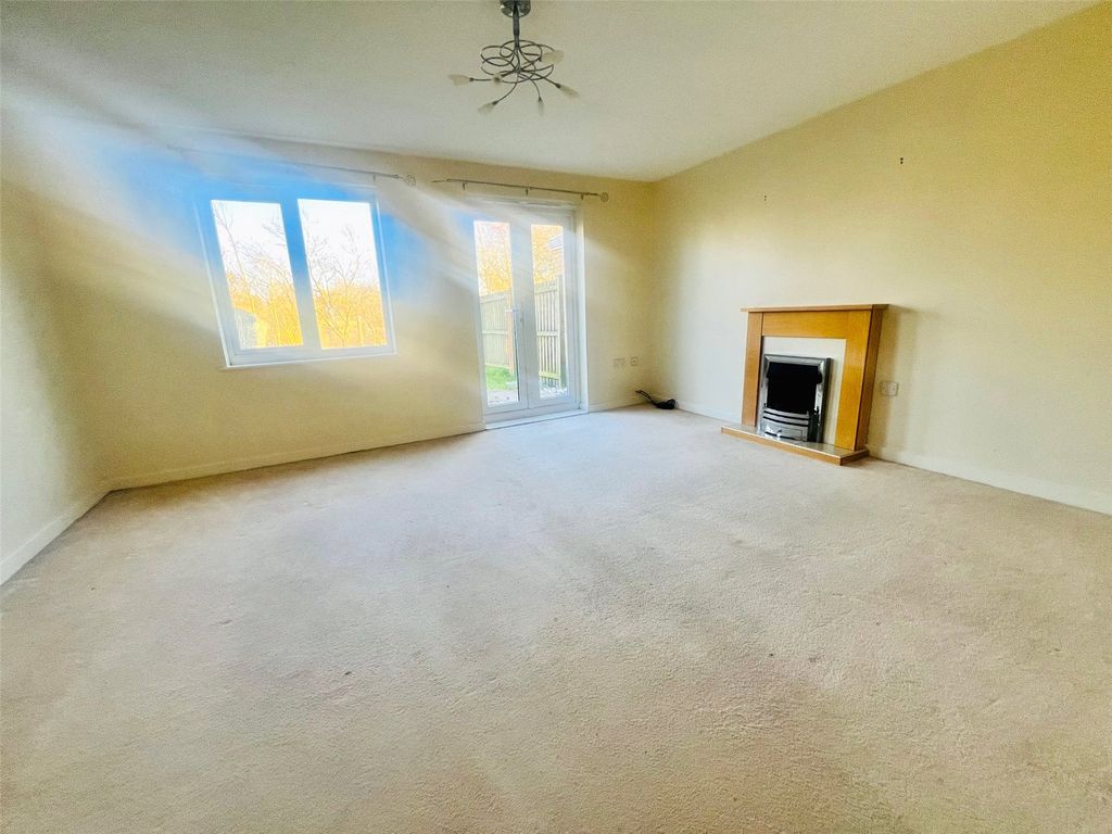 Property photo 2 of 10 Picture No. 11