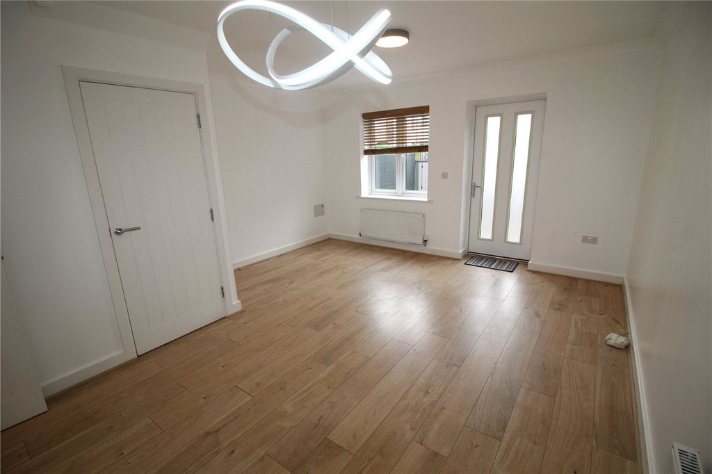 Property photo 2 of 14 Picture No. 06