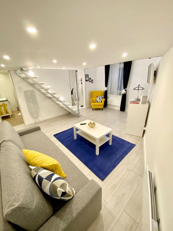 Property photo 1 of 5