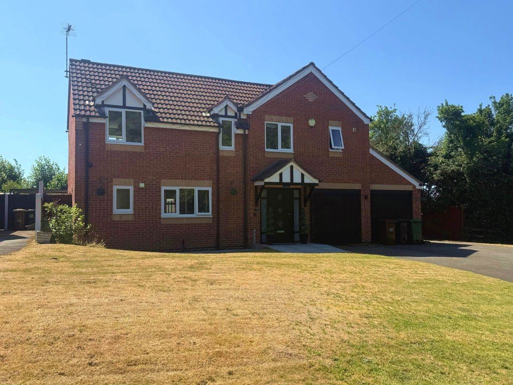Property photo 1 of 28