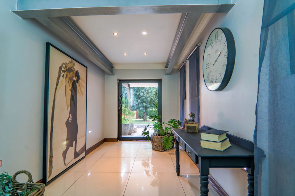 Property photo 3 of 80 Cn1693731