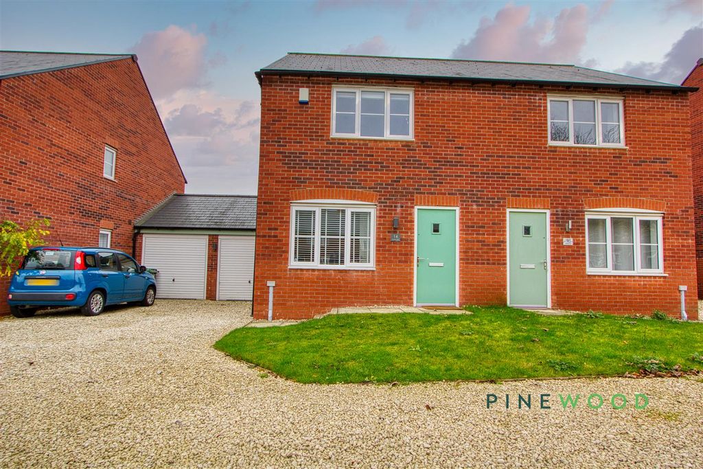 Property photo 1 of 19 Front