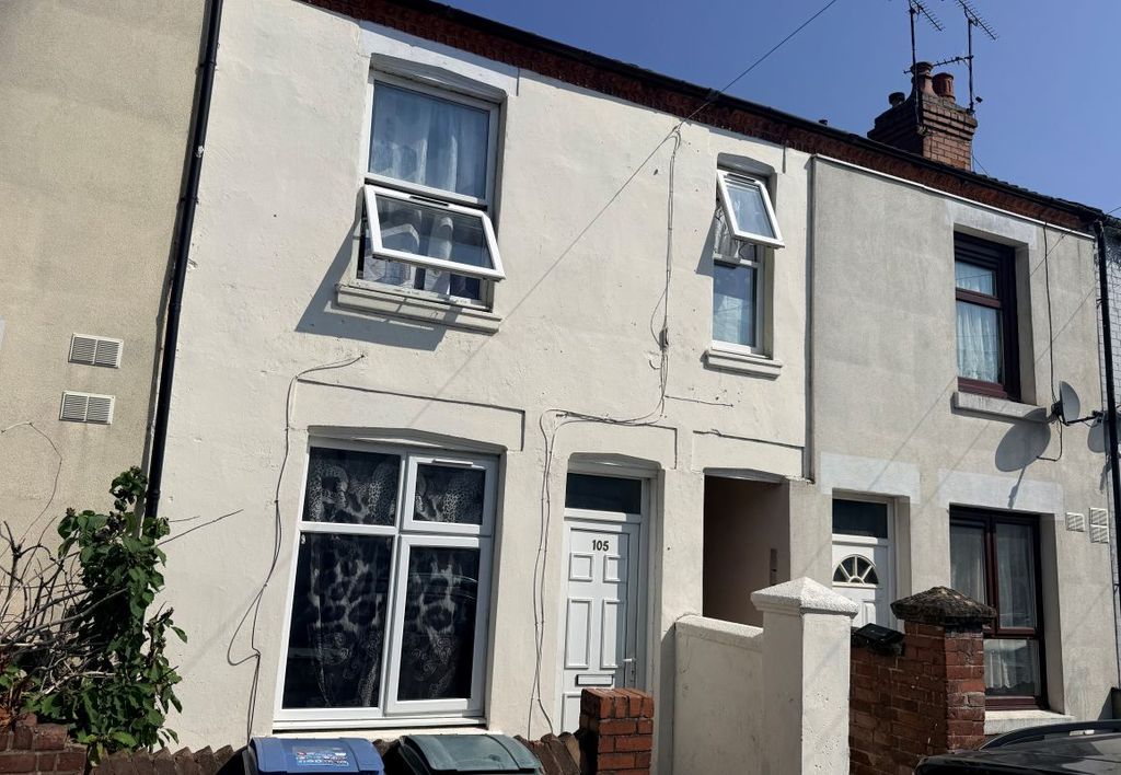 Property photo 1 of 12