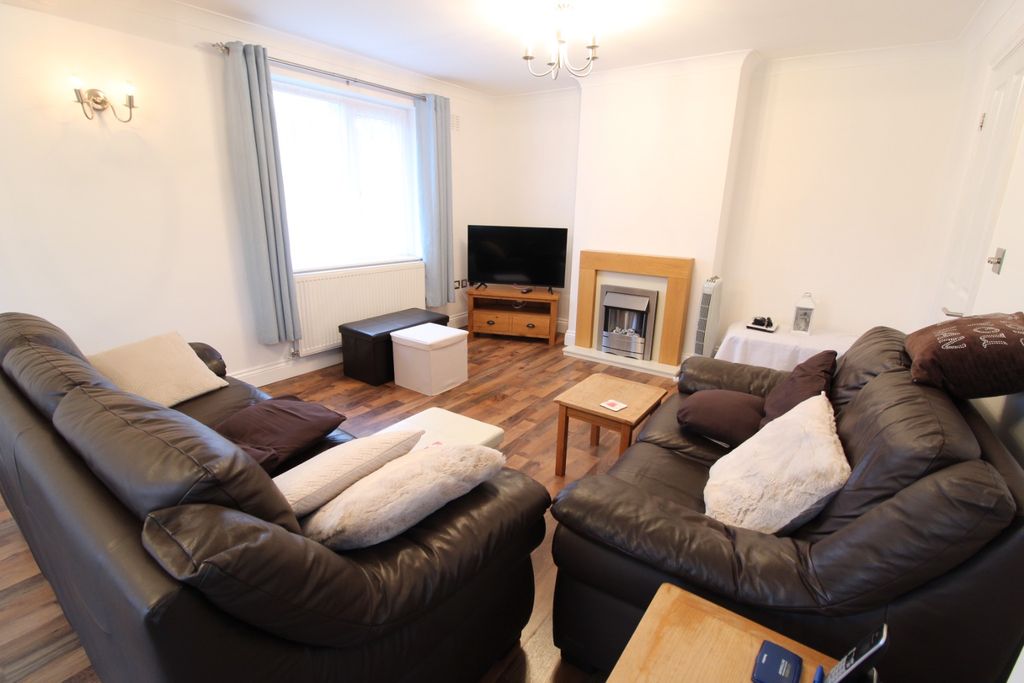 Property photo 2 of 12 2604502